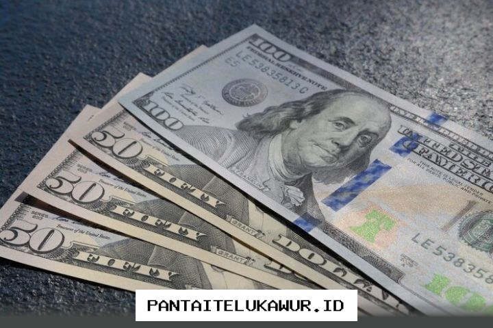 Dolar Amerika Serikat Anjlok Usai Perkasa Bersama Kenaikan Harga Minyak Dunia