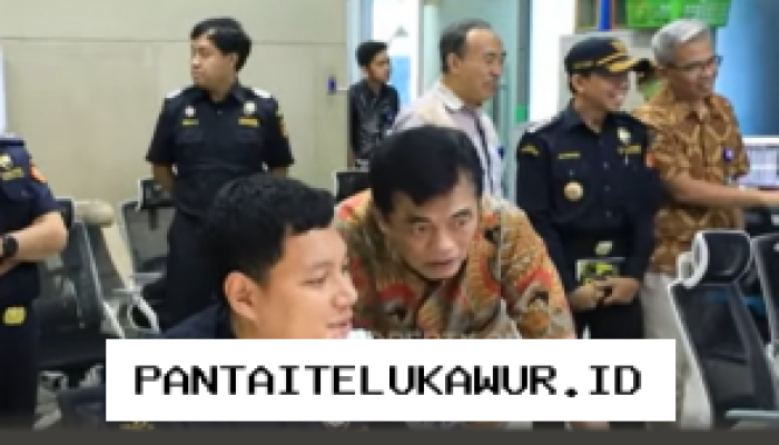 Menjelang Idulfitri, Dirjen Bea Cukai Tinjau Langsung Kesiapan Pelayanan di Pelabuhan Tanjung Priok
