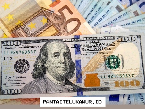 Dolar AS Terpuruk di Tengah Penguatan Enam Mata Uang Global Terkemuka