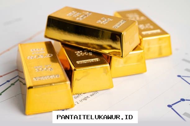 Emas Kembali Menguat Meski Hanya Naik Sedikit di Perdagangan Hari Ini