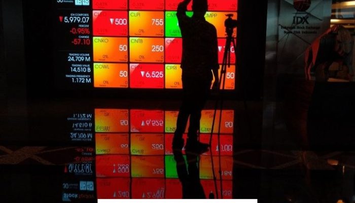 Indeks Harga Saham Gabungan Melemah 15 Poin Menuju Level 6.101 pada Sesi Sore Ini