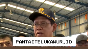 Purbaya Desak Operasional Bongkar Muat Tanjung Priok Berjalan Sepanjang Hari untuk Urai Penumpukan Kontainer
