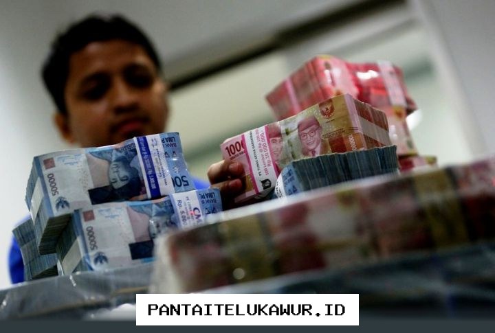 Rupiah Menguat 76 Poin Menuju Level Rp17.805 per Dolar AS