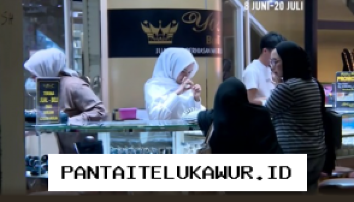 Warga Mulai Jual Emas Menjelang Tahun Ajaran Baru untuk Biaya Pendidikan Anak
