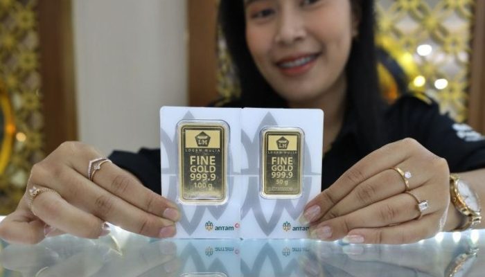 Harga Emas Antam Hari Ini Naik Turun Berapa Ya Cek Disini