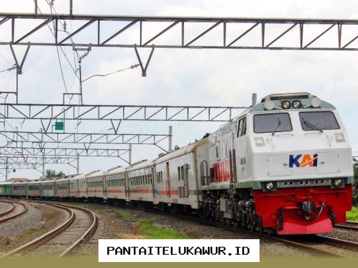 Kereta Api dengan Rute Terpanjang di Indonesia Ini Wajib Diketahui