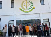 OJK Menyerahkan Pelaku Penggelapan Dana BPR SAWA ke Kejaksaan Sidoarjo