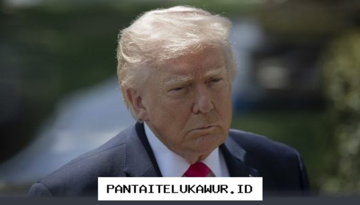 Trump Terapkan Tarif Impor Obat Generik Hingga 100 Persen pada 2028